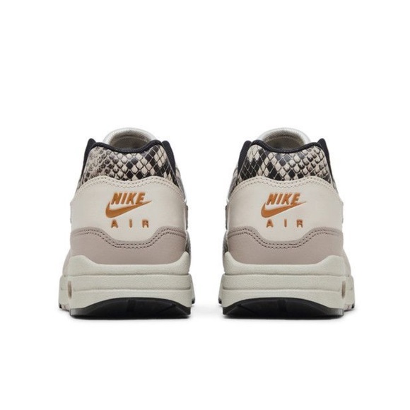 Nike air max 1
Womems
'Ore wood snake'
Nwot - Picture 6 of 9